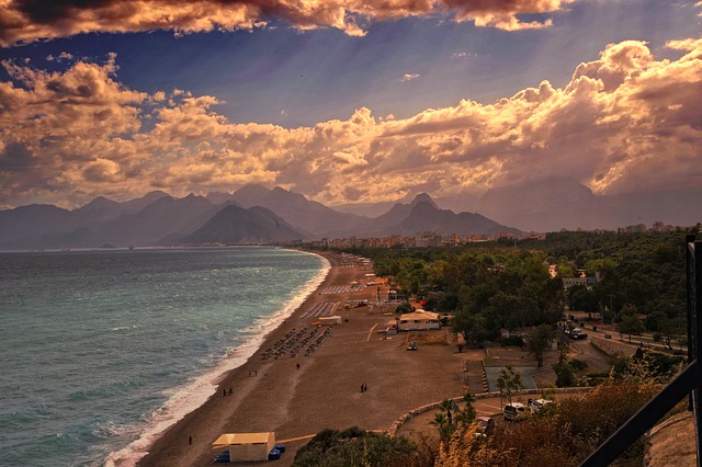 Ako si vybrať to správne ubytovanie v tureckom meste Antalya