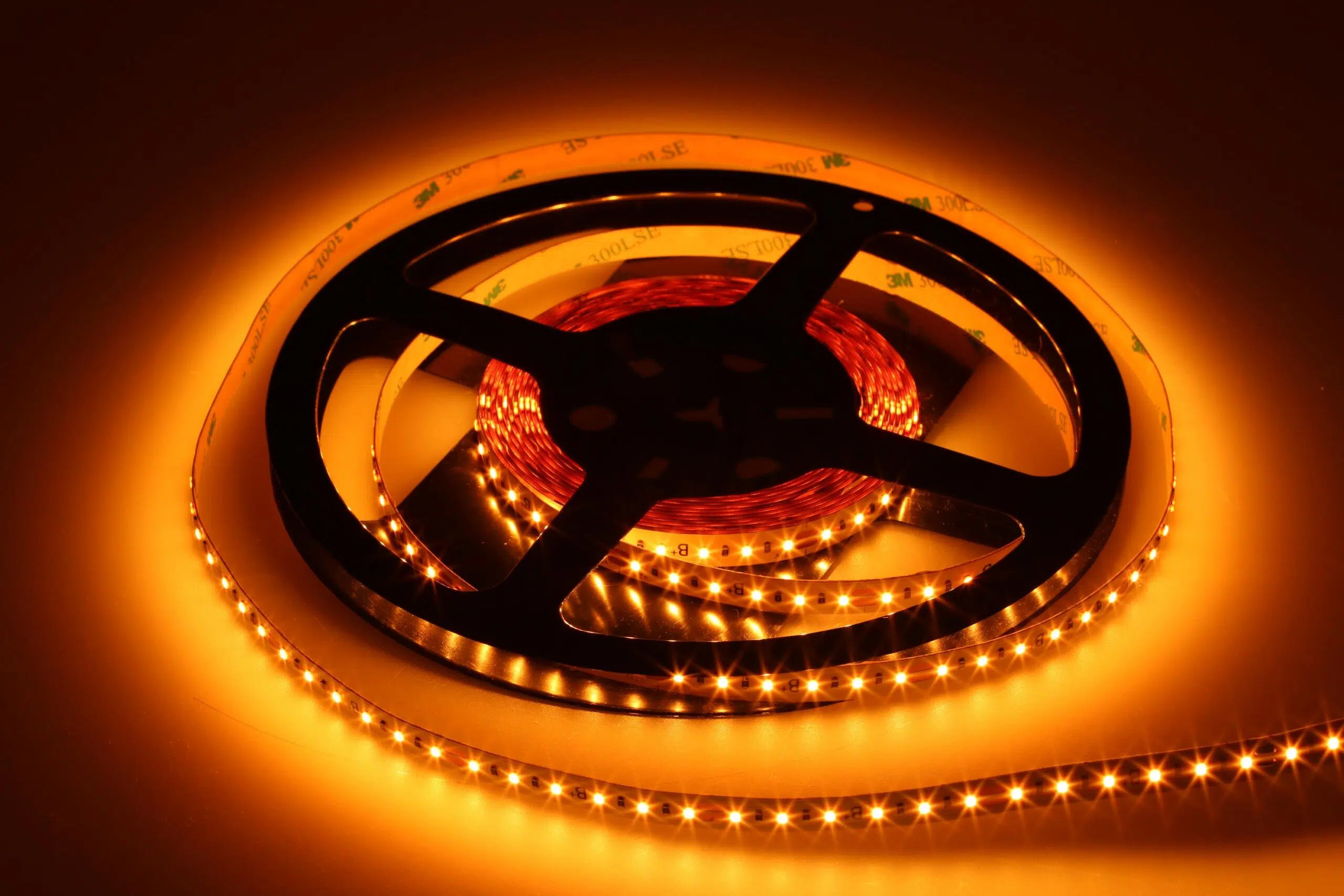Čarovné svetlo do vrecka: Prečo USB LED pásik zachráni každú atmosféru